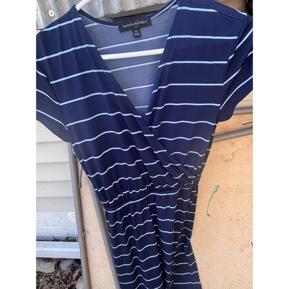 Banana Republic Dresses & Skirts - Woman Banana Republic Dress Blue Xs Stripe V Neck Waist Preppy Cruise